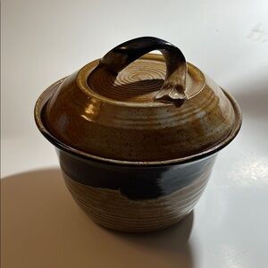Sanderson Toad Hill Pottery 1993  Pot with Lid - Brown and Black